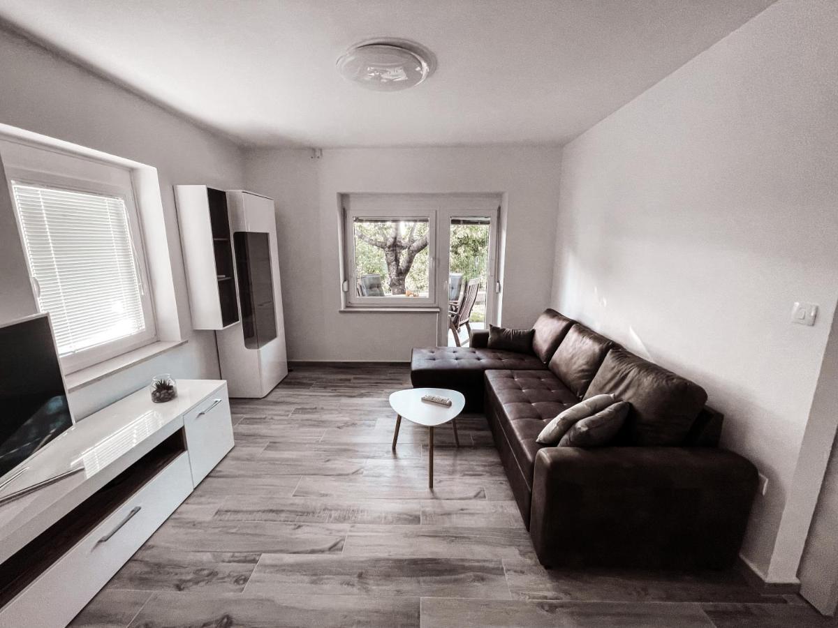 Riad Apartments Premium Zgornje Skofije 외부 사진