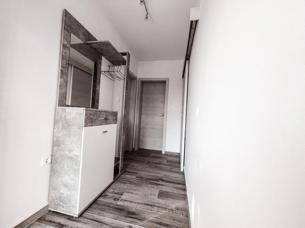 Riad Apartments Premium Zgornje Skofije 외부 사진
